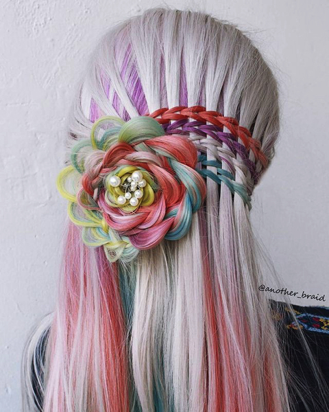 編み込みヘアレンジメント