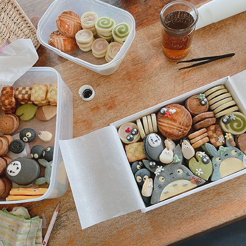 余りのクッキーも含めたジブリクッキーの写真