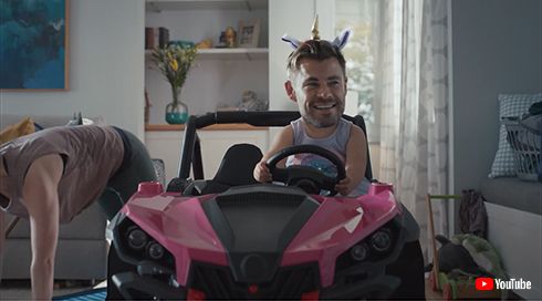 クリス・ヘムズワース クリヘム 動画 CM Centr アプリ 身体 筋肉 トレーニング ワークアウト