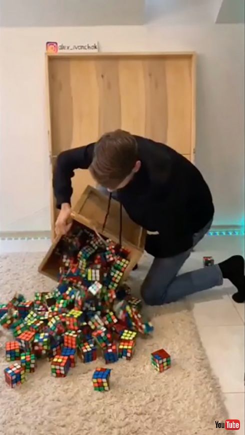 使ったルービックキューブは400個！　モザイクアートみたいなモナリザがすごい