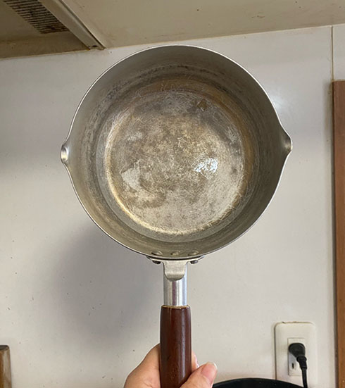 片手鍋を上から撮影したところ