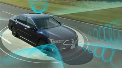 車体にはカメラやレーダー等を装備し周囲360度を検知