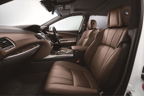 ディープブラウン