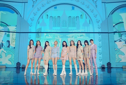 次は直接会いたいでーす！」 TWICE、約1年ぶりの日本向けライブ