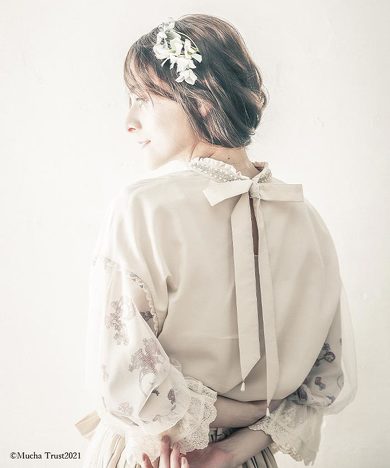 アルフォンス・ミュシャ アクシーズ・ファム