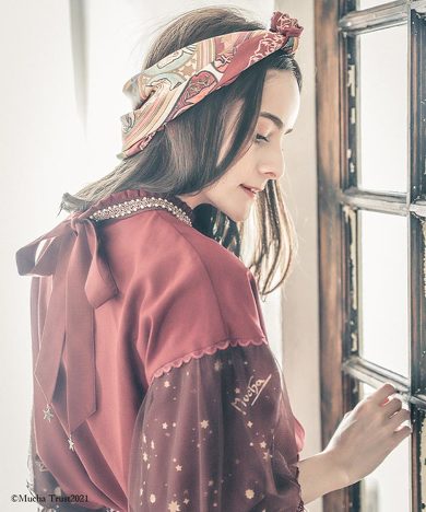 アルフォンス・ミュシャ アクシーズ・ファム