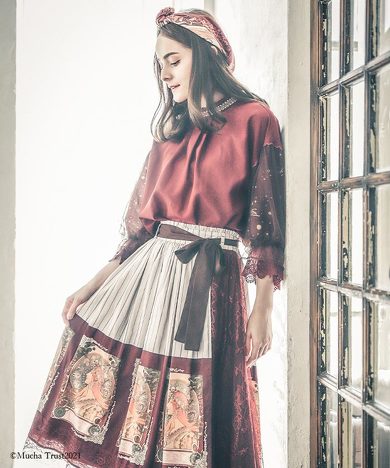 アルフォンス・ミュシャ アクシーズ・ファム