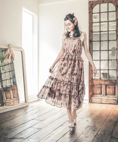 アルフォンス・ミュシャ アクシーズ・ファム