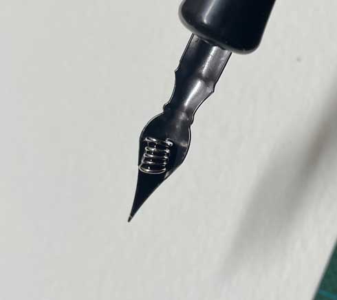 ペン先 工夫 クリップ コイル インク 持ち よくなる ライフハック