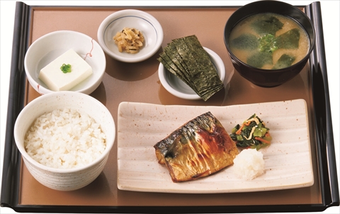 サバの塩焼朝食