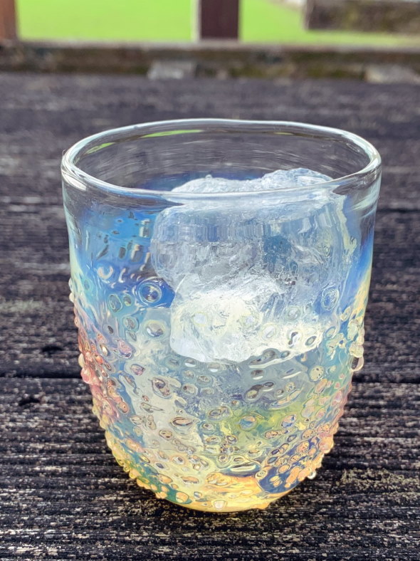 グラス 色 変わる