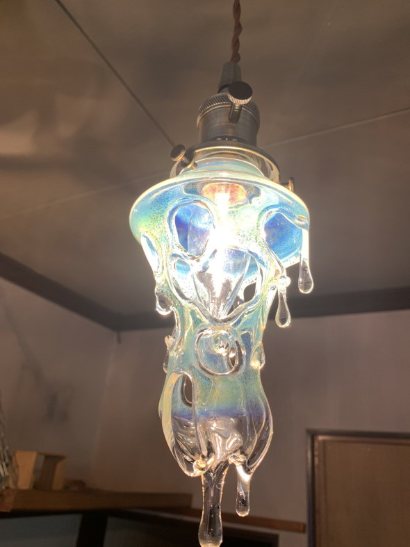 グラス 色 変わる.jpg