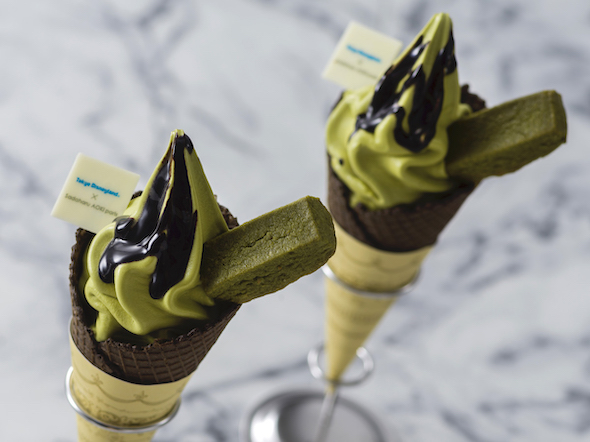 ディズニーサダハルアオキコラボ