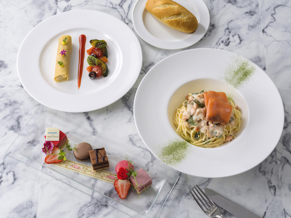 ディズニーサダハルアオキコラボ