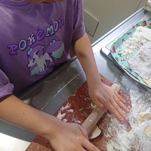 ピカチュウ イーブイ お尻 ギョーザ Instagram 料理