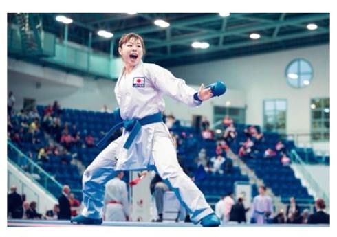 植草歩 空手 パワハラ モラハラ 師範