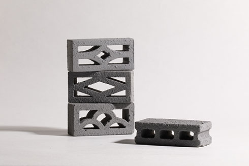 積め！ブロック塀　集合写真