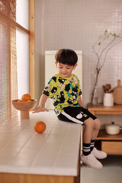 HELLO KITTY AND FRIENDS x H&M