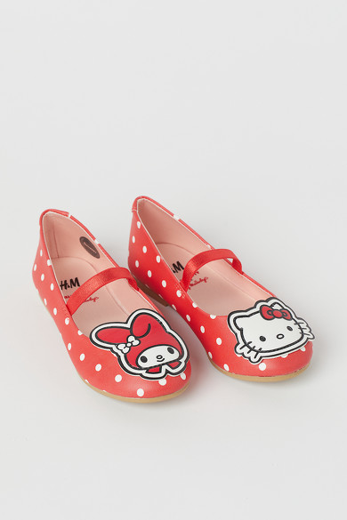 HELLO KITTY AND FRIENDS x H&M