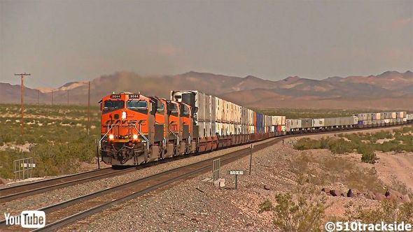 鉄道 海外 YouTube アメリカ 貨物列車 砂漠