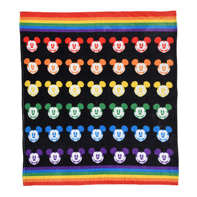 ディズニーストア レインボープライド