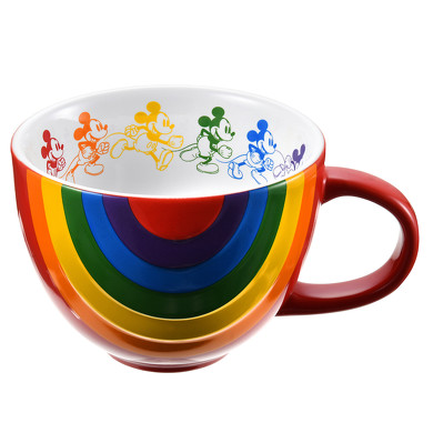 ディズニーストア レインボープライド