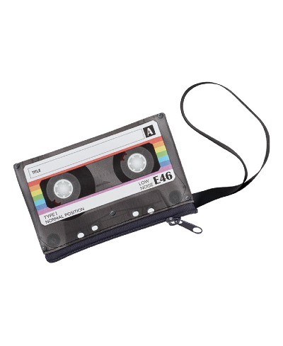 ラジカセトートとカセットポーチ