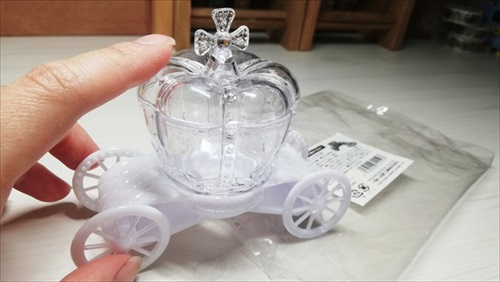 セリアの小物入れに魔法をかけたら、かわいいカボチャの馬車が