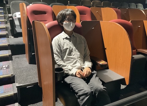 コロナ時代の新たなサービス、イオンシネマのパーテーションつき座席が真に快適だった理由とは