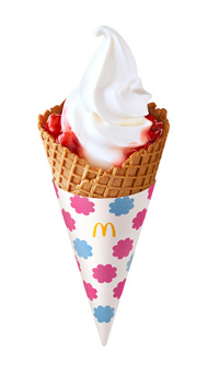 ワッフルコーン　ストロベリー　ミルキーパッケージ