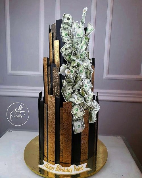 彫刻のようなケーキ