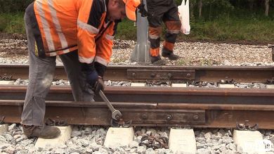 鉄道 海外 YouTube エストニア 保線 レール 交換