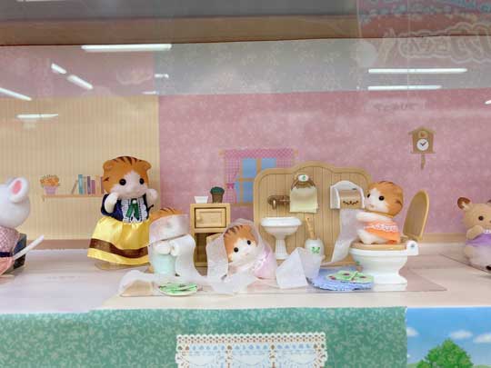ヨドバシ 吉祥寺店 シルバニアファミリー ディスプレイ いたずら 子ども