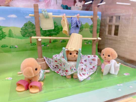 ヨドバシ 吉祥寺店 シルバニアファミリー ディスプレイ いたずら 子ども