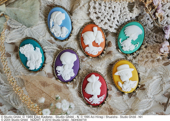 Donguri Closetの新商品「カメオブローチコレクション」メインイメージ