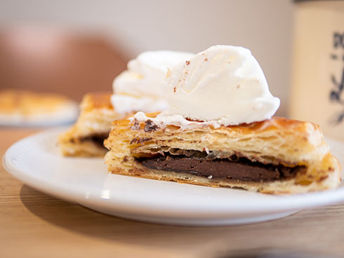 シロノワールっぽいものの断面