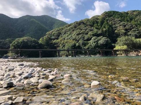 釣りバカ日誌14のロケ地になった四万十川の勝間沈下橋