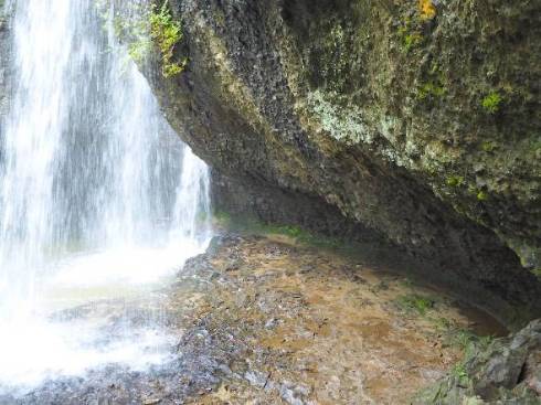 茨城県にある月待の滝。偶然名所と出会うことも