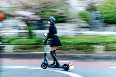 電動キックボード ノーヘルOK