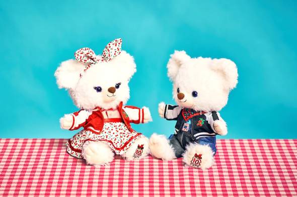 ユニベアシティ ぬいぐるみ専用コスチューム（Sサイズ各4950円、Mサイズ各6050円）