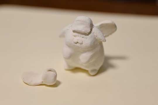 コーヒー 飲みたかった しわしわ ピカチュウ 置物 粘土 造形作家 もんとみ