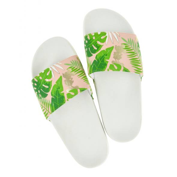 ミッキー サンダル（2900円）