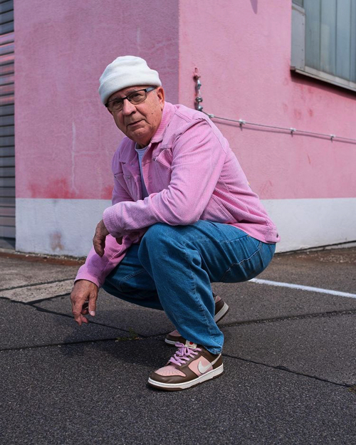 ストリートファッションがカッコいいおじいちゃん