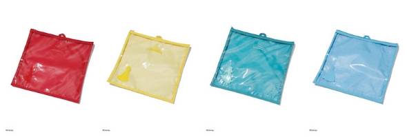 うちわケース（各2310円）