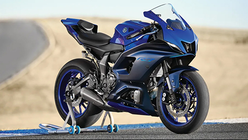 YZF-R7