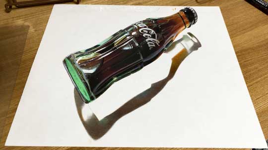 色鉛筆画 リアル コーラ 絵 立体 錯視 アート 慧人