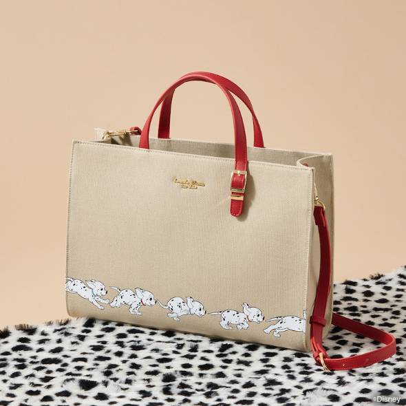 A4サイズ対応の2Wayトートバッグ（16500円）