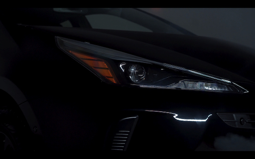 黒いプリウス トヨタ 2022年モデル