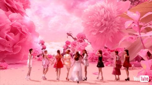 NiziU デビュー曲 Step and a step 一億回再生 MV WithU ダンスパフォーマンスビデオ YouTube