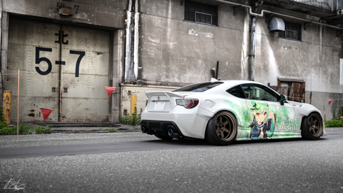 痛車 ホロライブ 潤羽るしあ トヨタ86